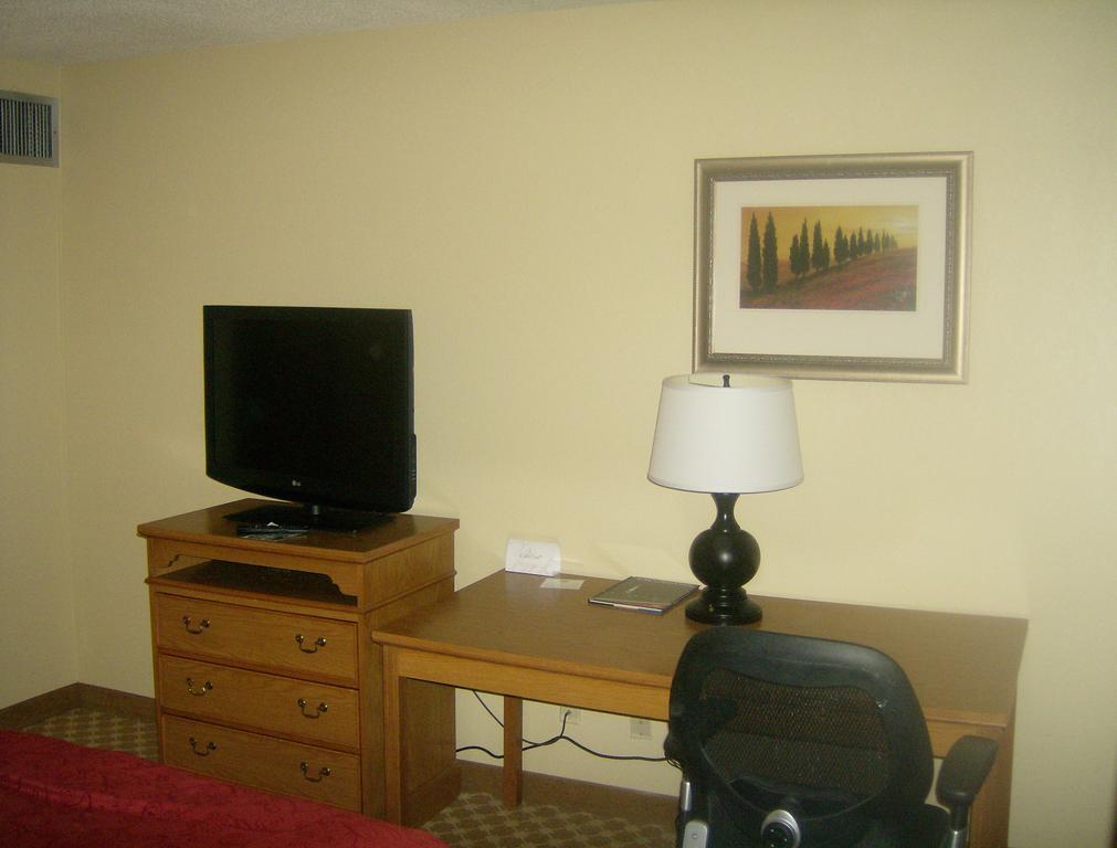 Ramada Huntsville Habitación foto